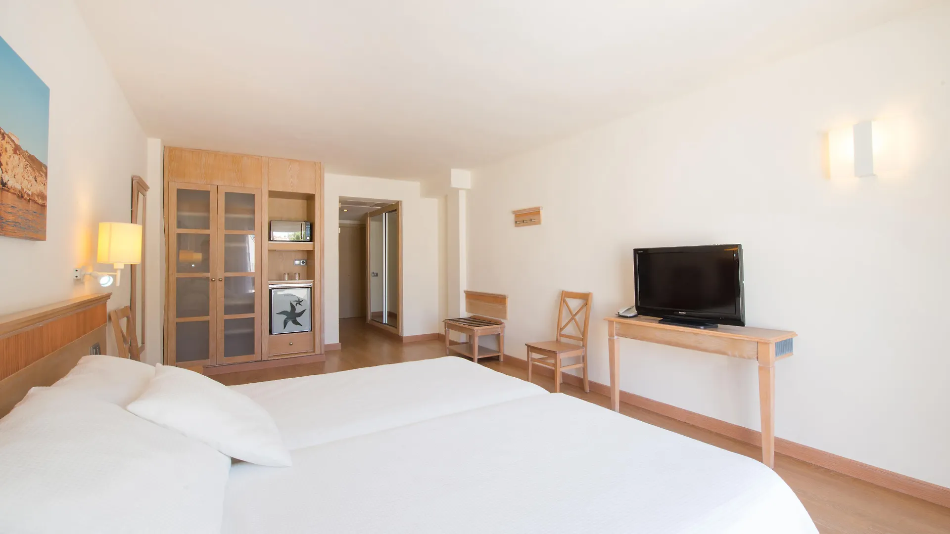 Iberostar Club Cala Barca All Inclusive Portopetro Szálloda