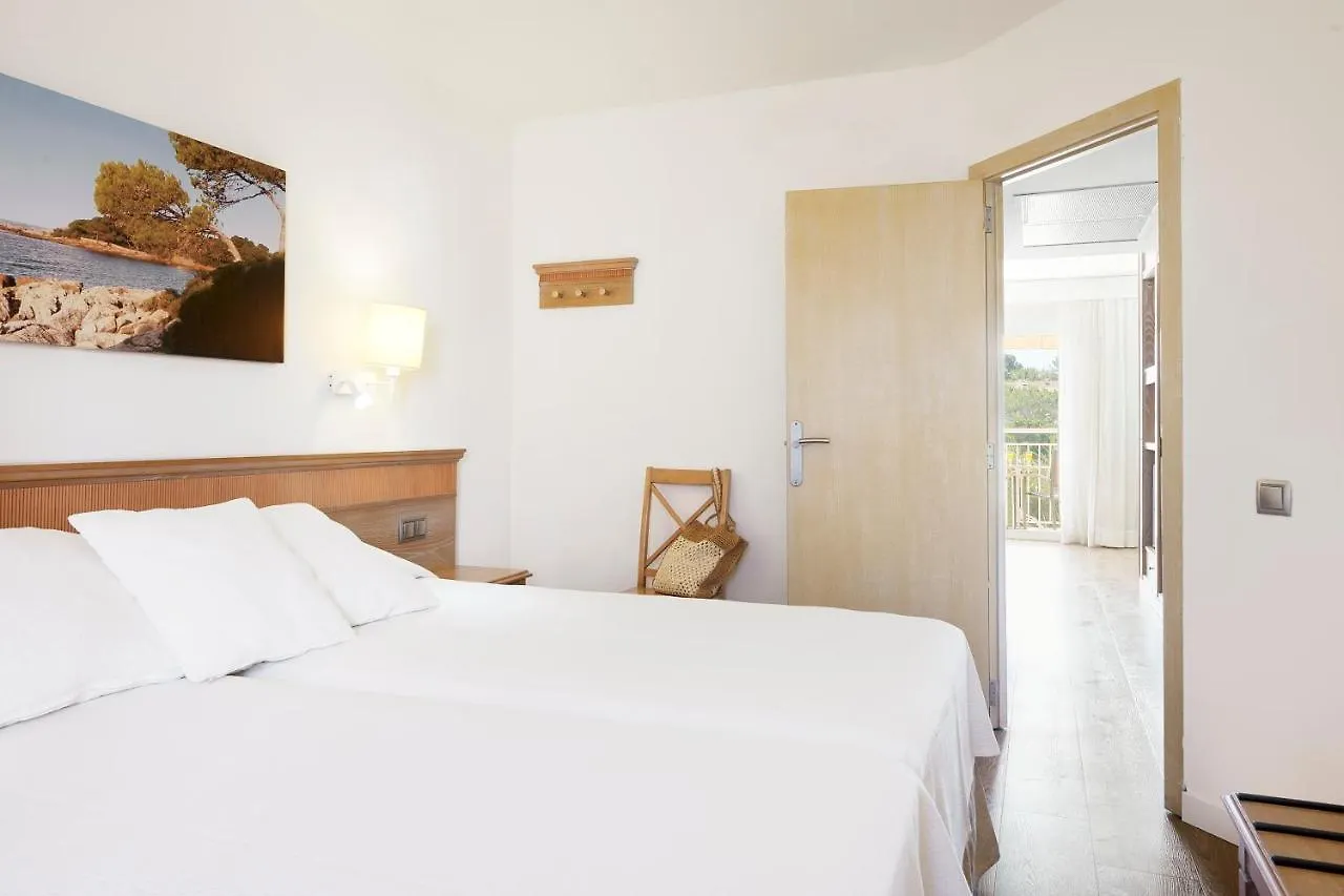Iberostar Club Cala Barca All Inclusive Portopetro 4*,